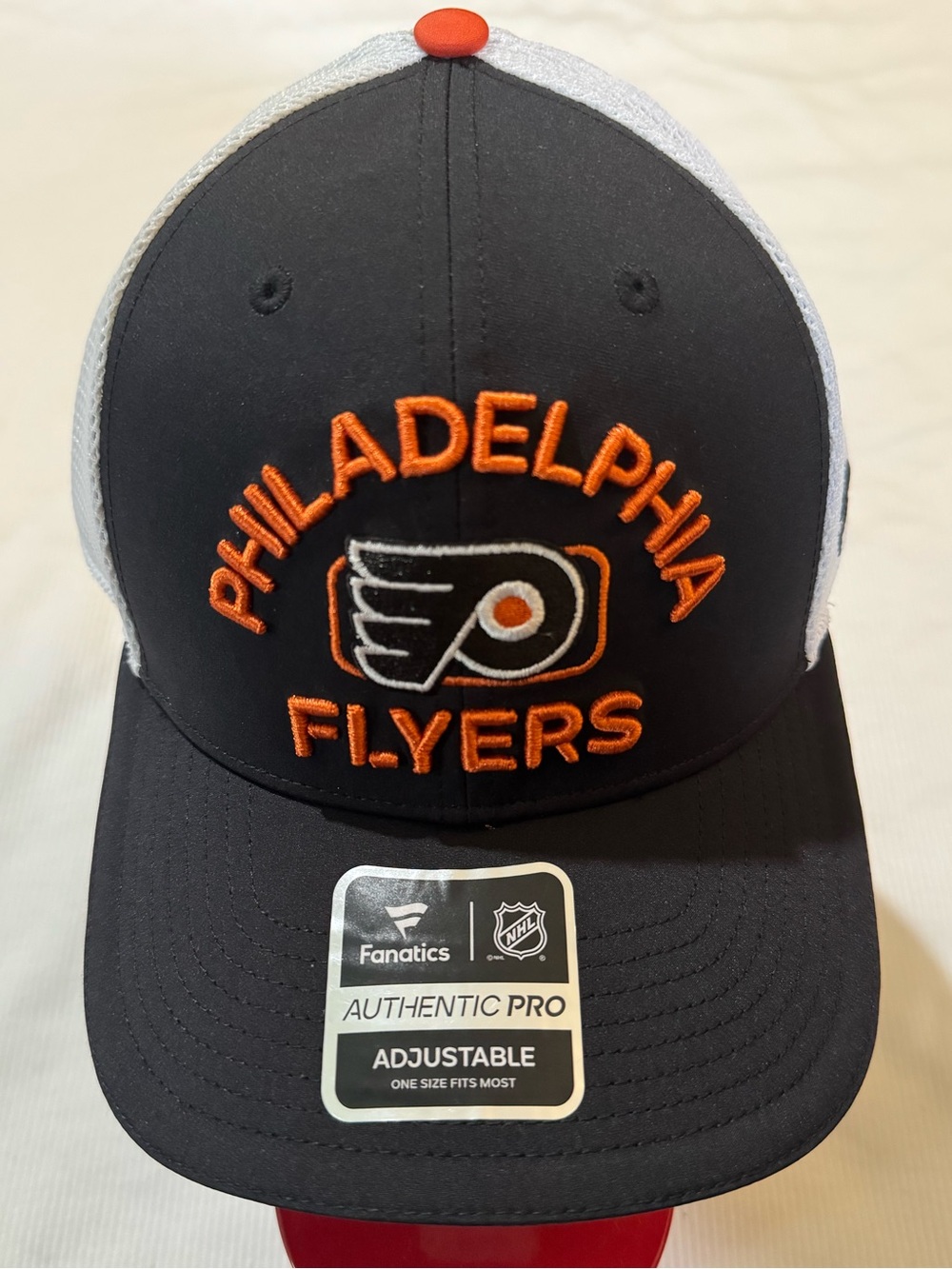 NWT Fanatics NHL Philadelphia Flyers Adjustable Size Hat